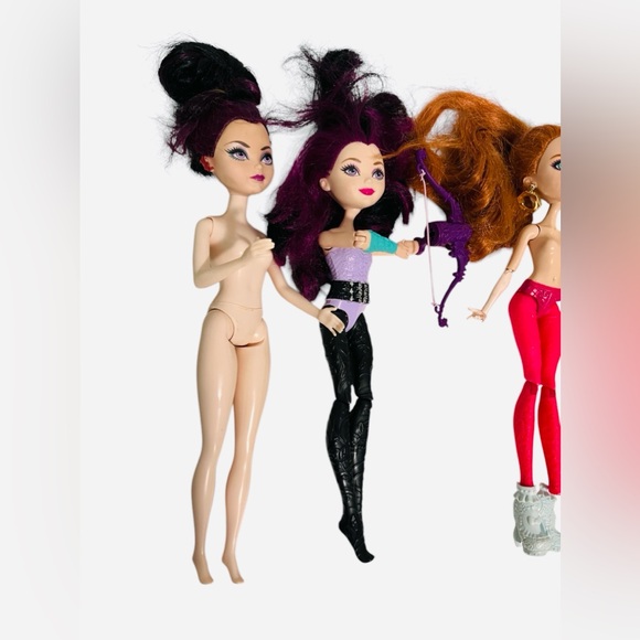 Ever After High Dolls Raven Queen & Magic Arrow, Holly, Madeline Hatter Lot 5 - Picture 2 of 13